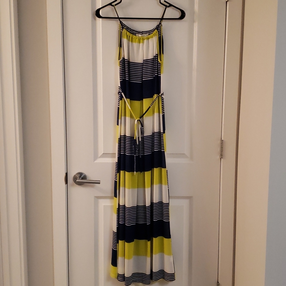 Woman's maxi dress